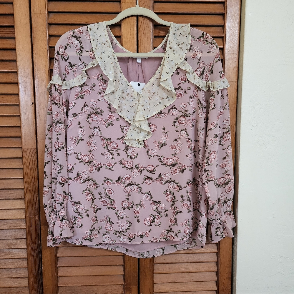 DR2 Floral Boho Ruffled Top - Picture 2 of 10